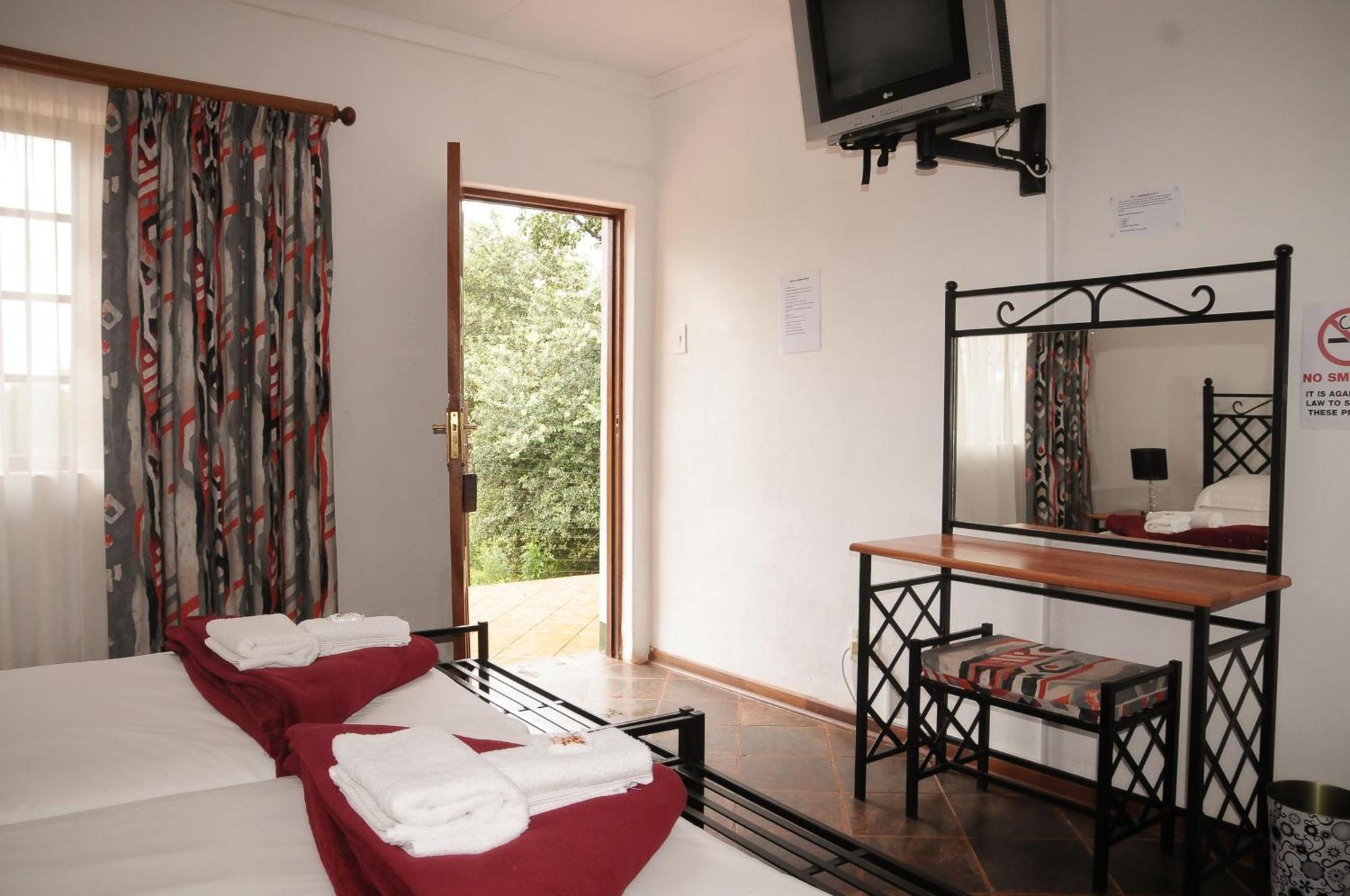 Mount Azimbo Lodge Louis Trichardt Eksteriør billede
