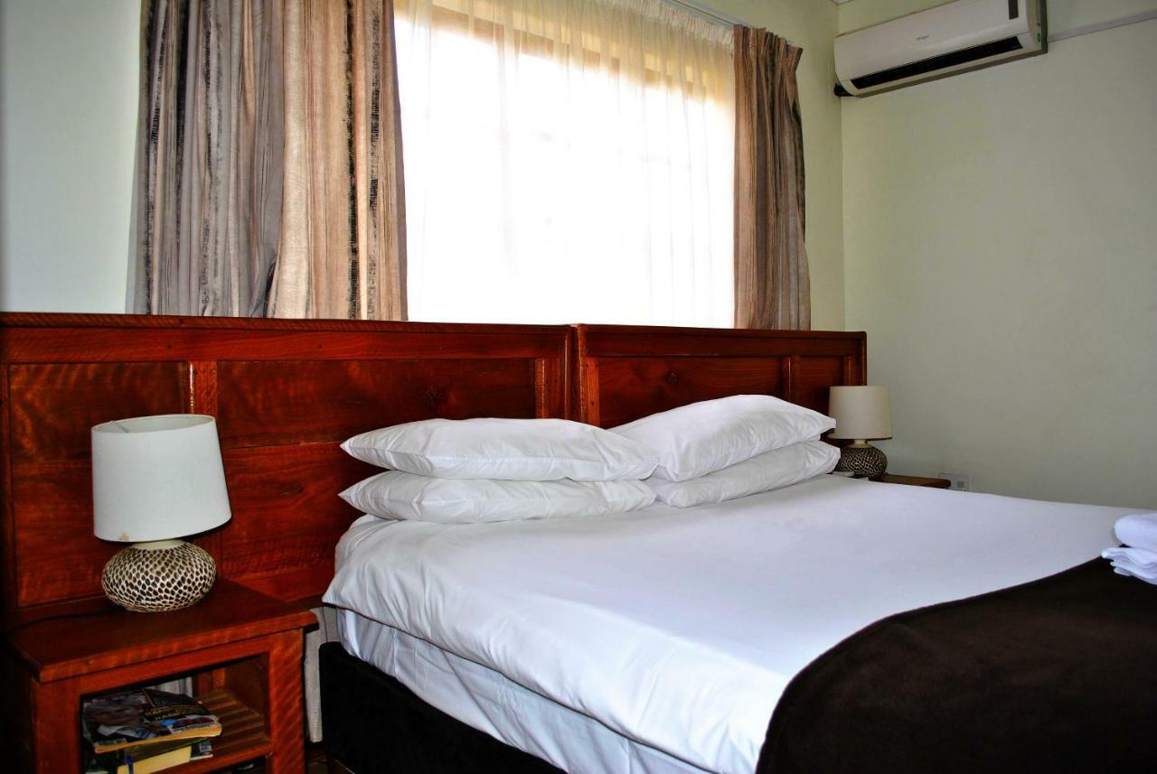 Mount Azimbo Lodge Louis Trichardt Eksteriør billede